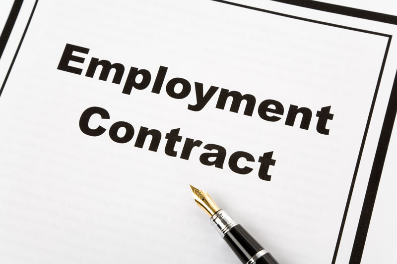 Contracts of Employment Solicitors1